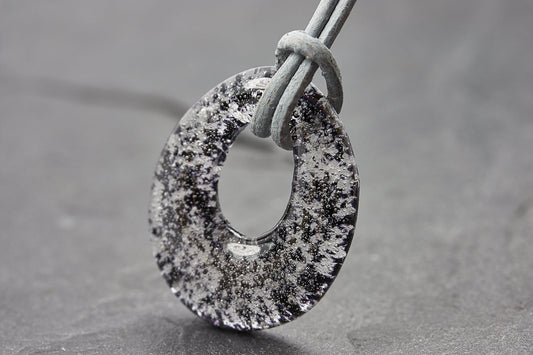 Ascheschmuck Kette Tropfen schwarz Asche - Andenken an verstorbenes Haustier - Urne - Glas